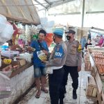 Pantau Harga Dan Ketersediaan Migor Curah Polsek Mauk Lakukan Monitoring Di Pasar Tradisional Mauk